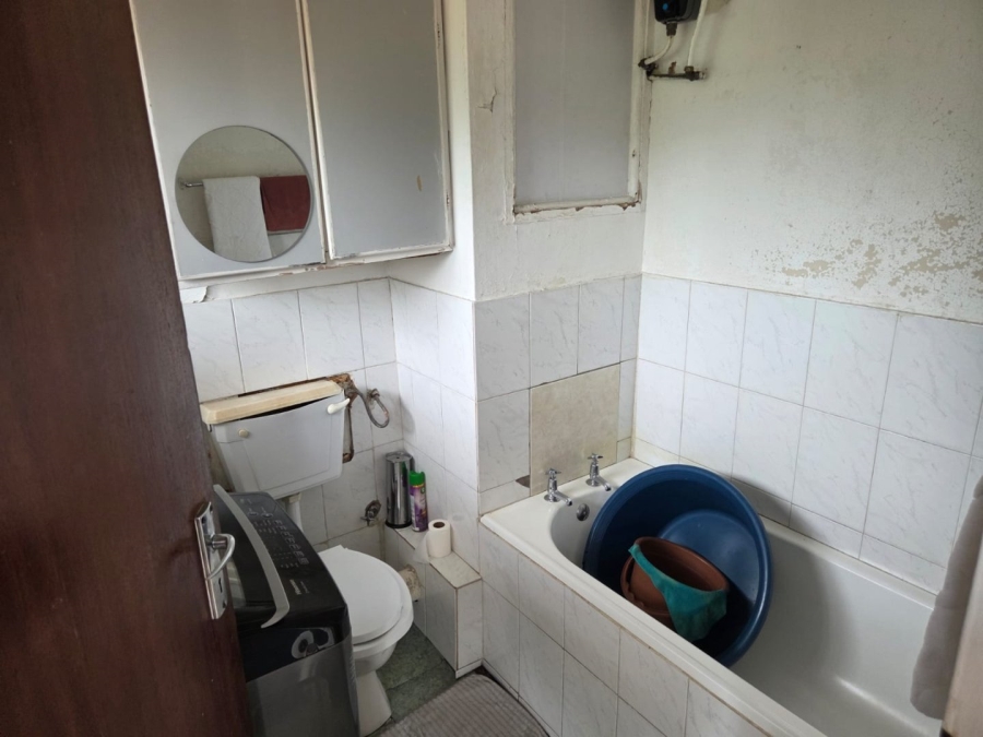 1 Bedroom Property for Sale in Bloemfontein Free State